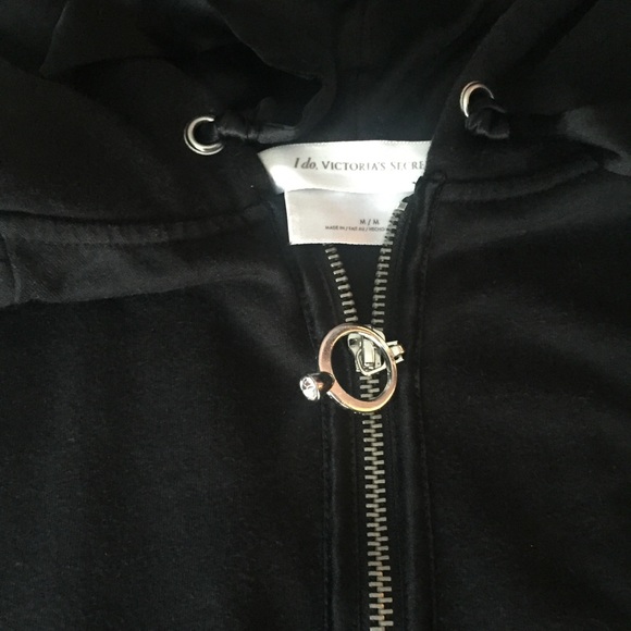 Victoria’s Secret Women’s Black Hoodie . Stylish - Picture 7 of 7